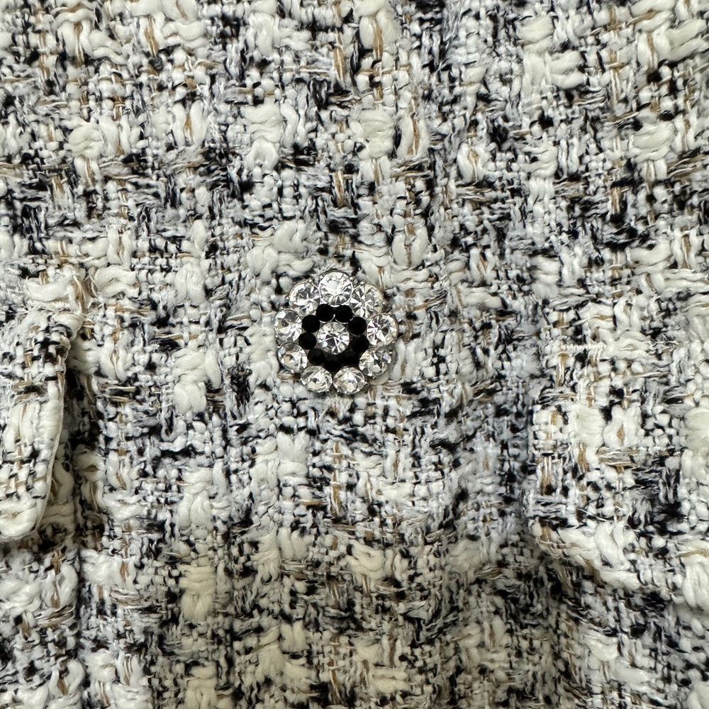 ✨ H&M Tweed Bouclé Vest – Size M – Gently Worn Once ✨ - Picture 7 of 9